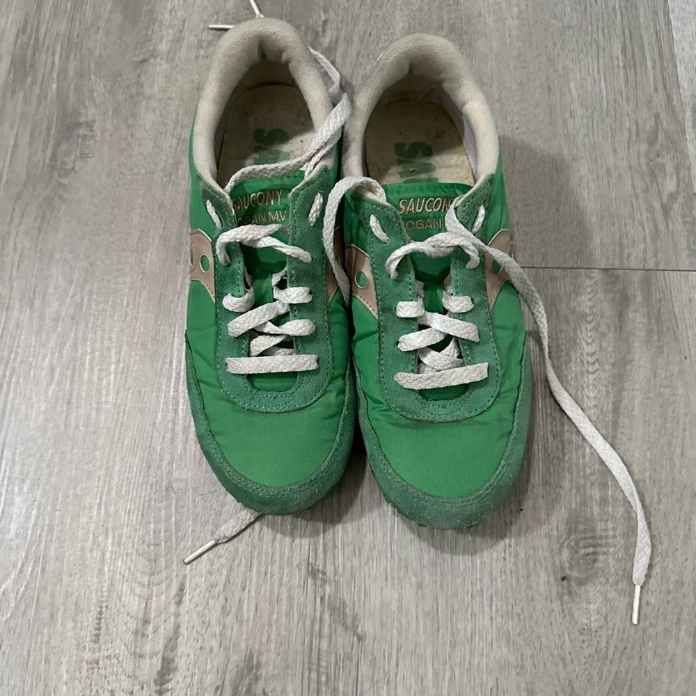 Saucony Green and Beige Sneakers women’s Sz 7.5 - Picture 2 of 6